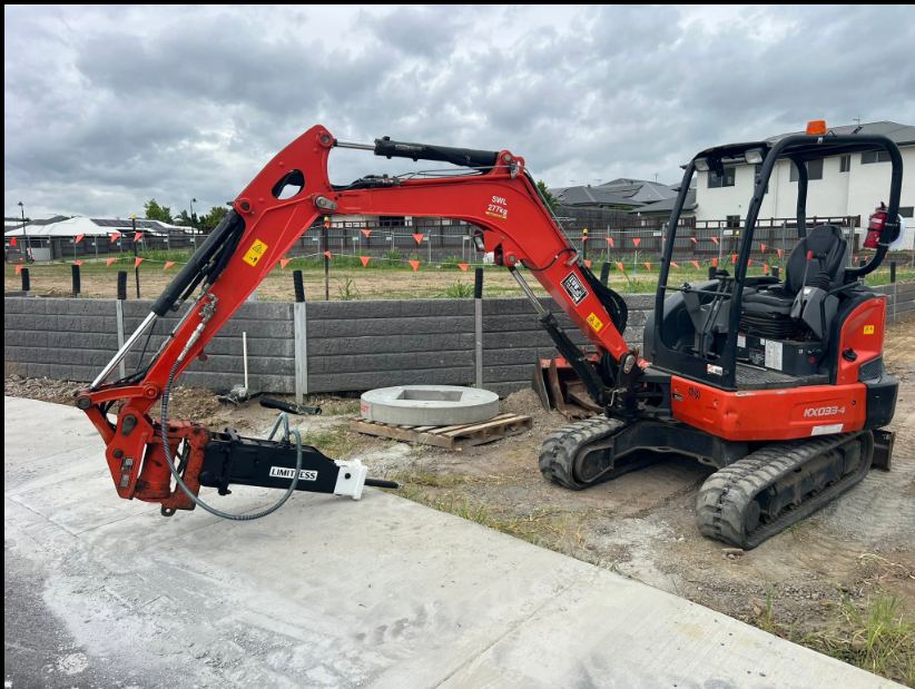 Kubota KX033-4 excavator fitted with a hydraulic rock breaker